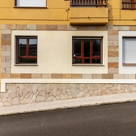 A Pie De Playa En Ris Appartement
